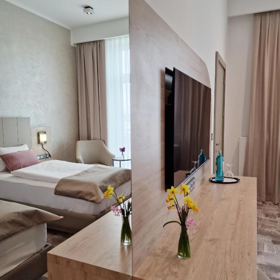 Hotel Kaiserhof Bitterfeld-Wolfen Eksteriør billede